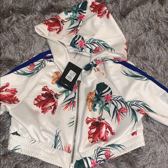 Flower Power Lounge Set - Picture 3 of 4